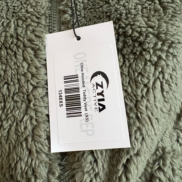 ZYIA Active NEW Olive Hooded Teddy Vest Size XS - Picture 3 of 10